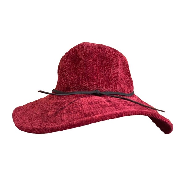 Marcus Adler New York Burgundy Chenille Packable One Size Hat - Picture 1 of 10